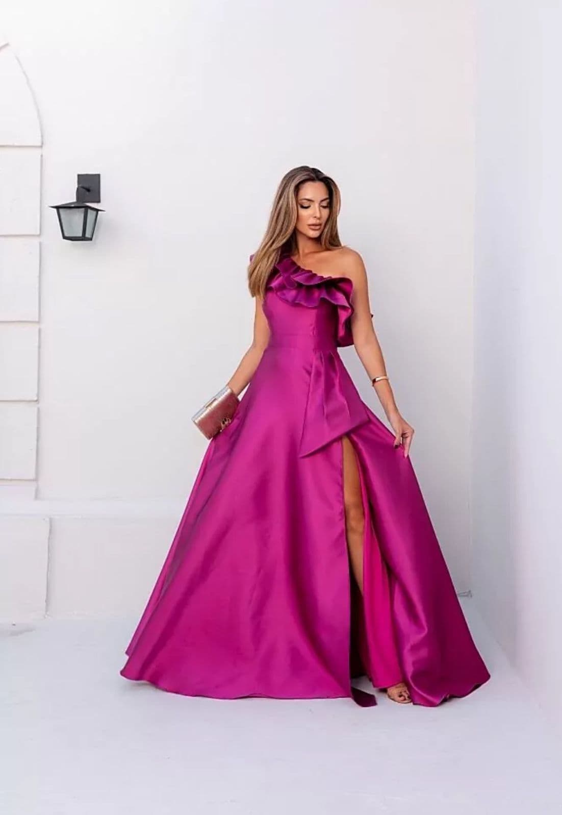 Moda festa em promoção e descontos progressivos na Essencial Modas