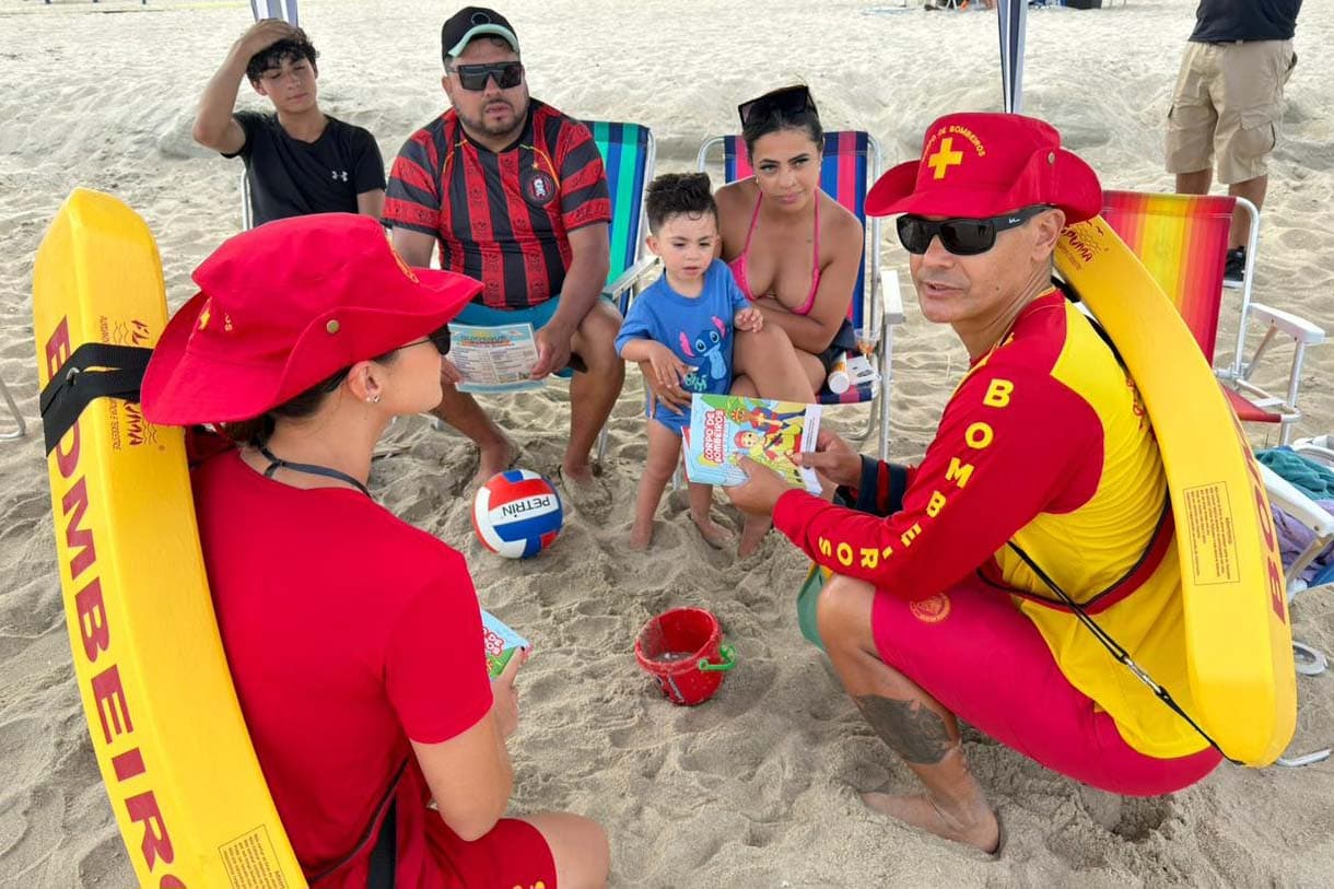 Verão Maior Paraná: Bombeiros já distribuíram 6 mil pulseirinhas de identificação