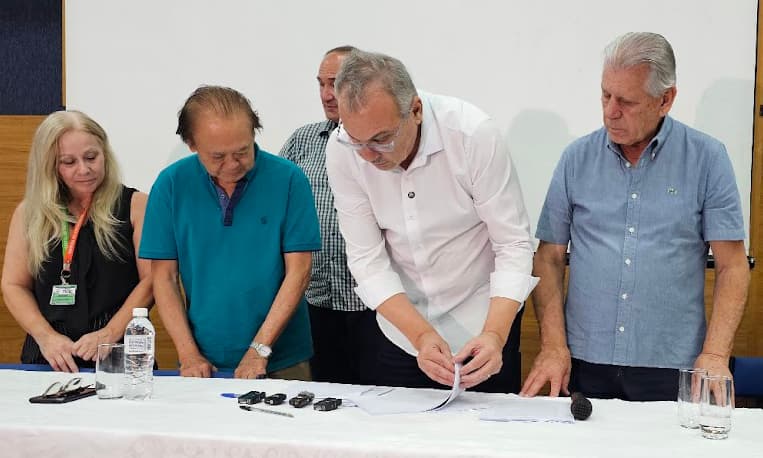 HRT: Sperafico elogia decisão rápida e assegura empenho por mais recursos para a saúde