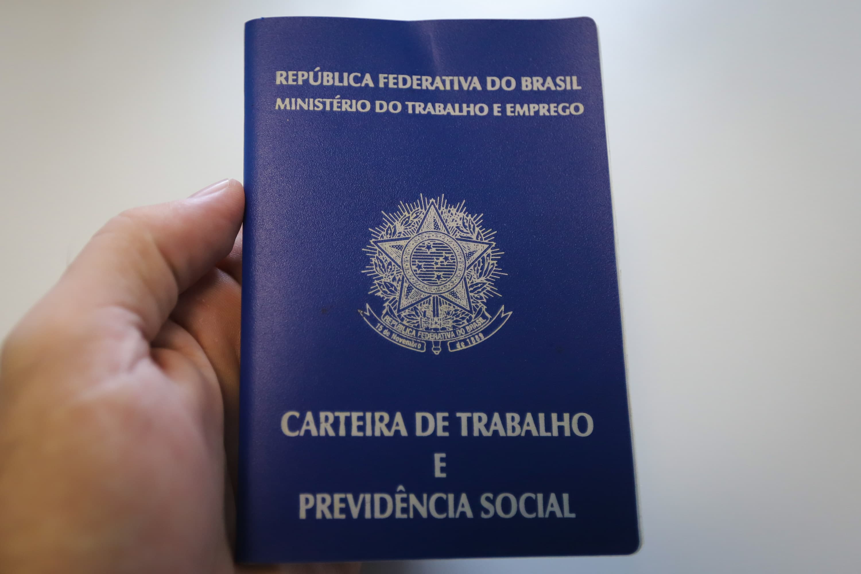 Alcolumbre sugere “melhorar” 6x1 e quer passar PEC por comissões