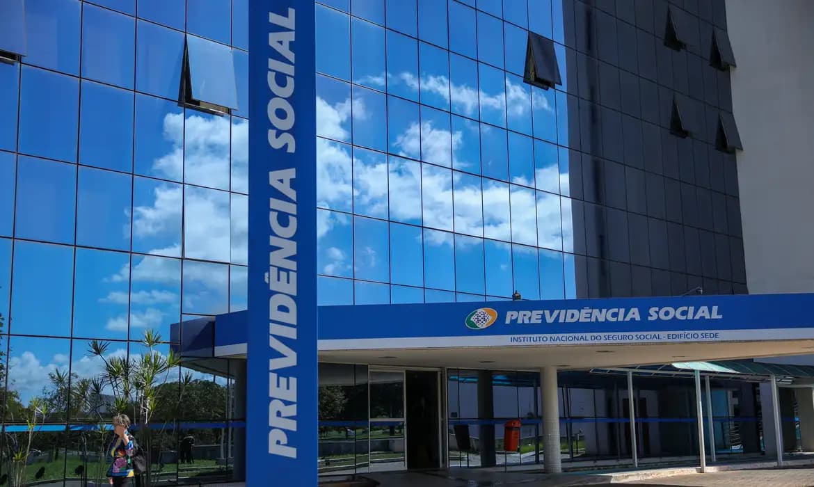 Recuo de informante trava investigação sobre suposta mesada a Lulinha