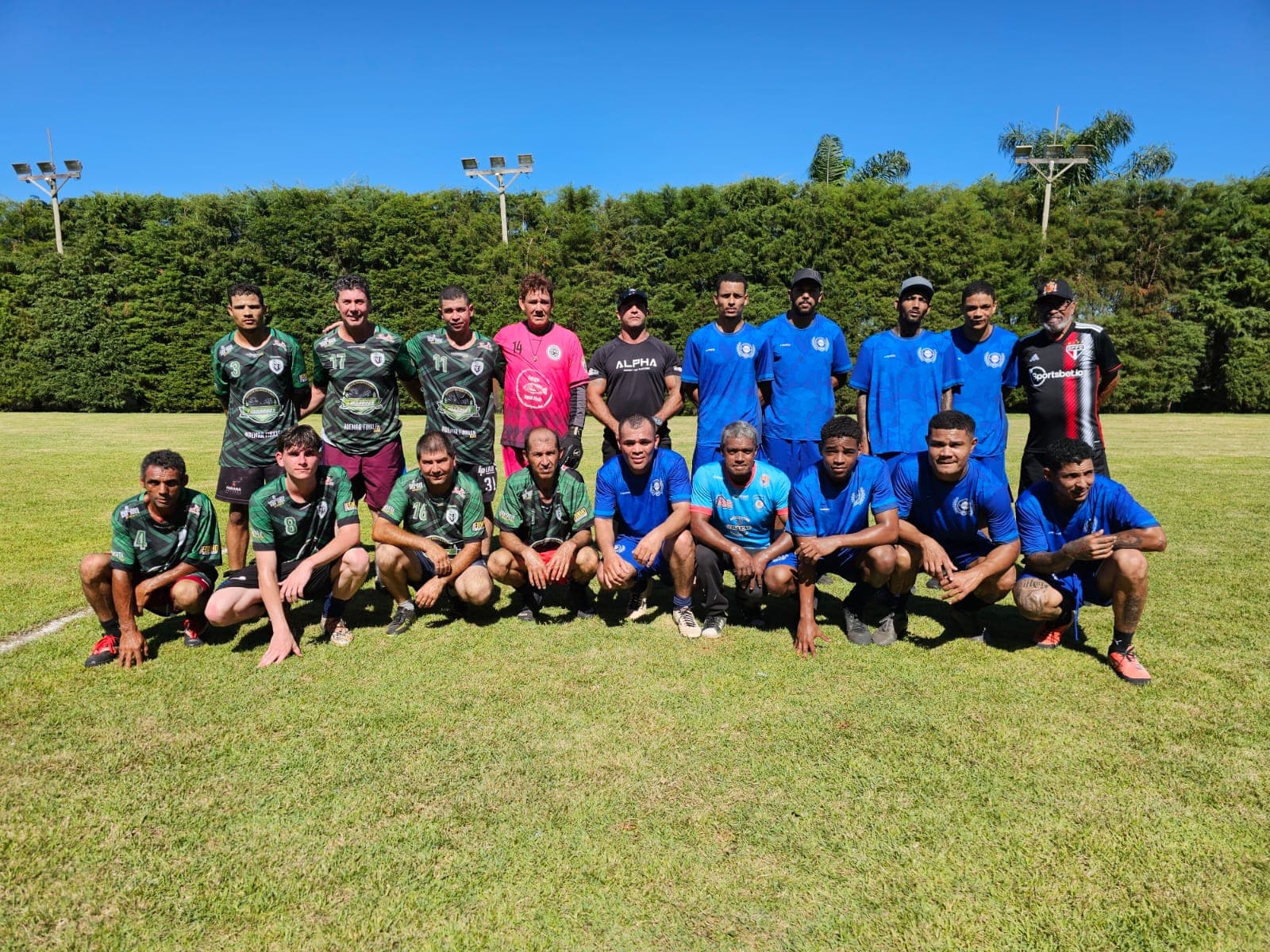 Futebol e churrasco marcam confraternização do Sintomege